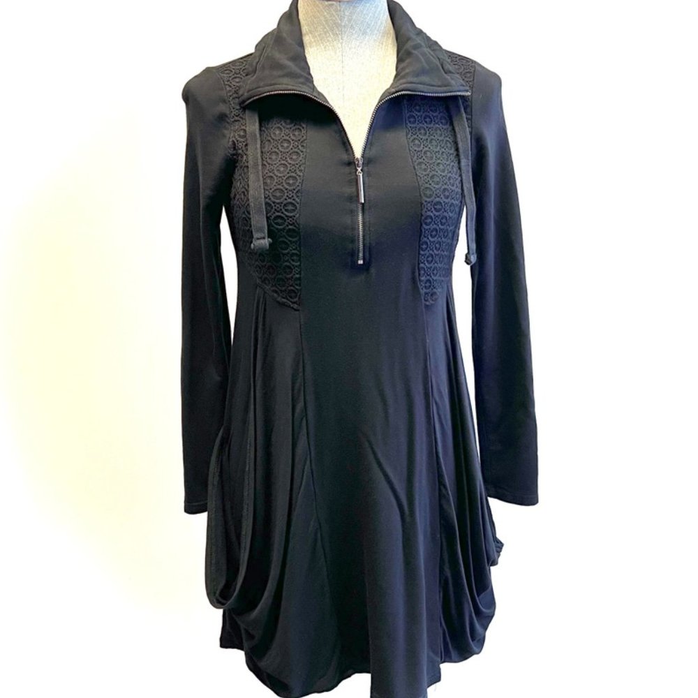 Kensie Black Long Sleeve Tunic Dress with Pockets!